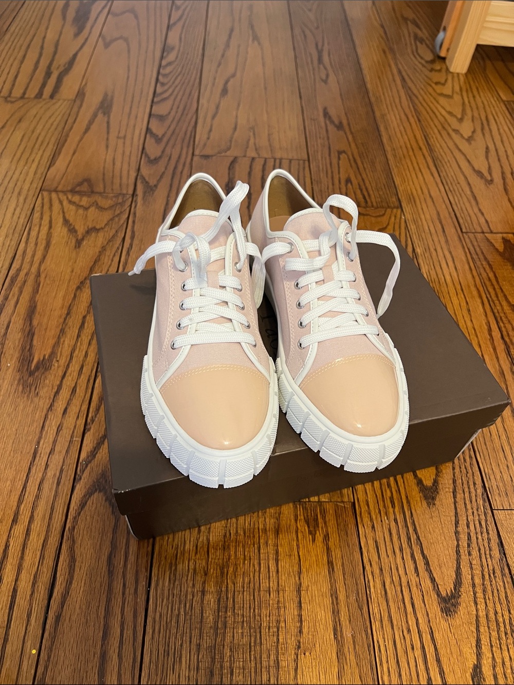Linea Paolo Women’s Shoes New in Box